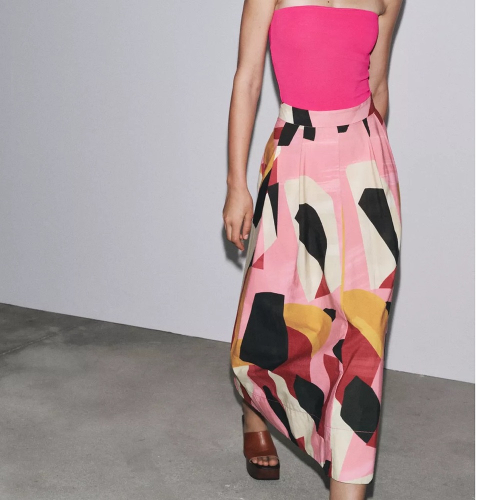 Zara Abstract Print Pink Skirt
